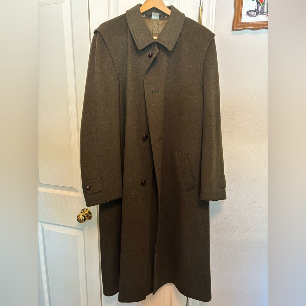 Lands' End Olive Green Trench Coat Timeless Style Men’s size 44